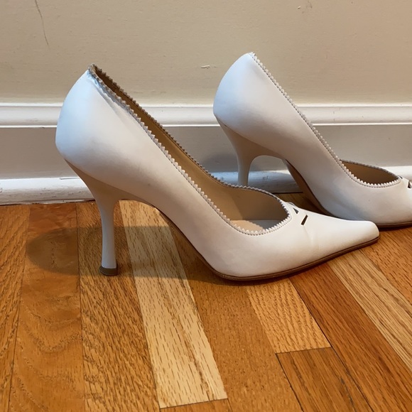 Giorgio Fabiani White Leather Pointed Pumps Size 7 - Picture 7 of 13